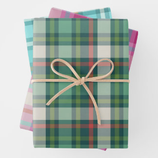 Feuille De Papier Cadeau Enveloppement cadeau moderne vintage dans Plaid am