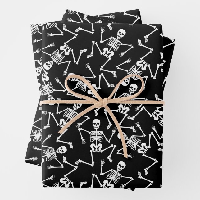 Feuille De Papier Cadeau Esquisses sur noir (En situation)