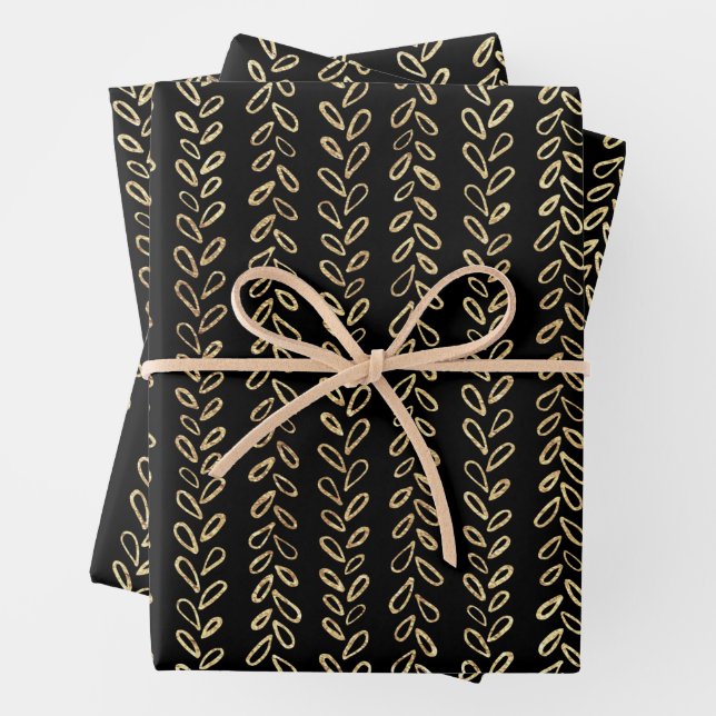 Feuille De Papier Cadeau Faux or et noir motif (En situation)