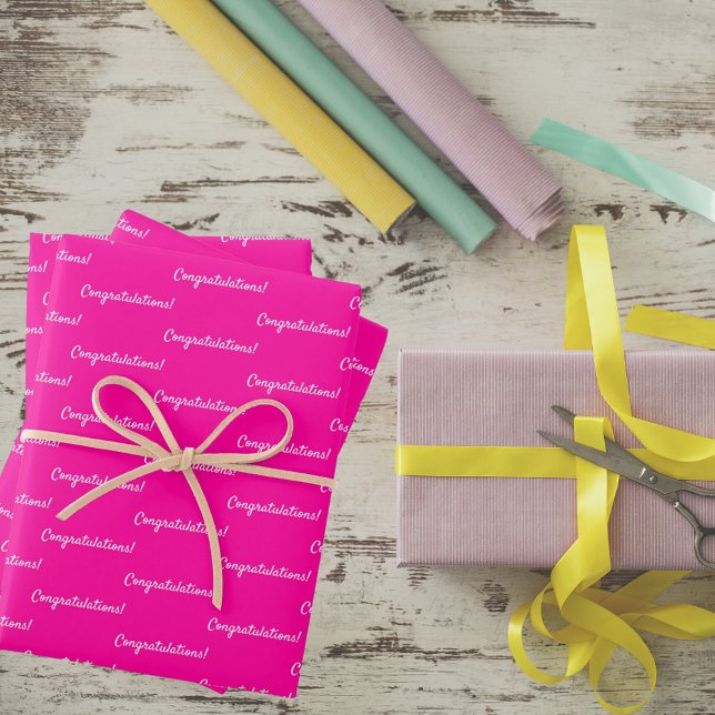 Feuille De Papier Cadeau Félicitations rose fuchsia pour la fille qui fête  (Créateur téléchargé)