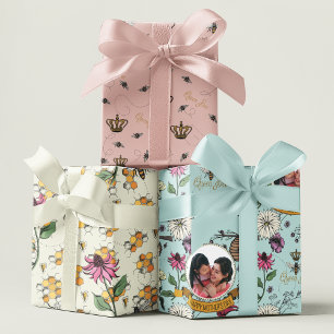 Feuille De Papier Cadeau Fête des mères Bee, peigne d'honneur et fleurs Pho