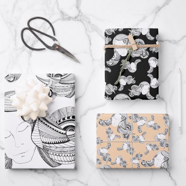 Feuille De Papier Cadeau Fille De Tatouage Noir Et Blanc (Recto)