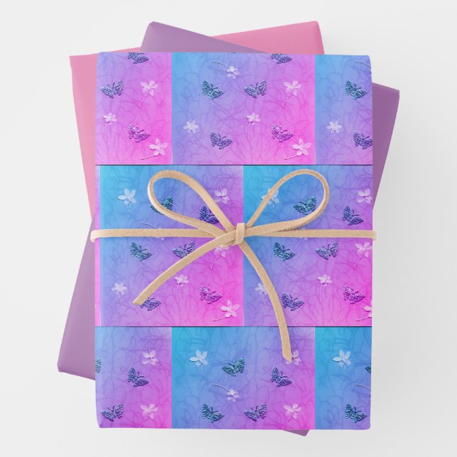 Feuille De Papier Cadeau Fleurs et papillons  (En situation)