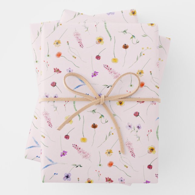 Feuille De Papier Cadeau Fleurs sauvages en rose (En situation)