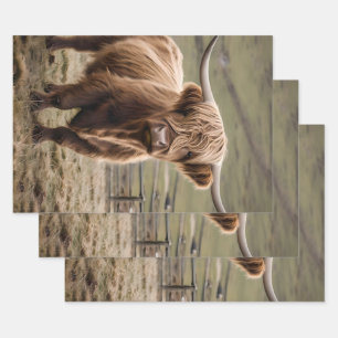 Feuille De Papier Cadeau **"Furry Majesty : The Woolly Brown Highland Cow"*