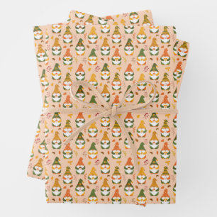 Feuille De Papier Cadeau Gnomes d'automne dans le Motif forestier