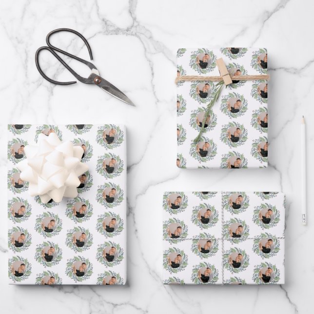 Feuille De Papier Cadeau Green Christmas Werath Family Photo Holiday (Recto)