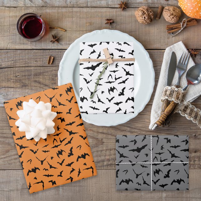 Feuille De Papier Cadeau Halloween des chauves-souris volantes (Créateur téléchargé)