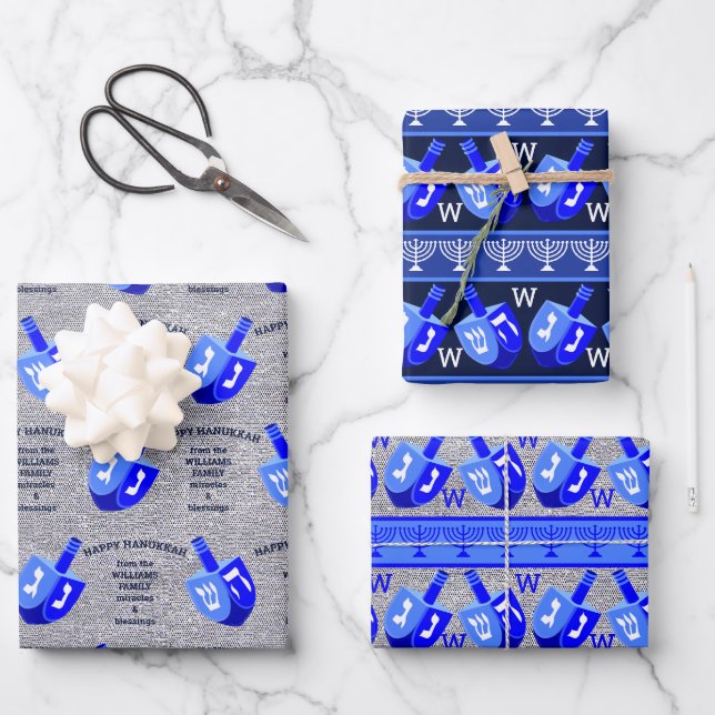Feuille De Papier Cadeau Hanoukka Dreidels Blue Monogramme (Recto)