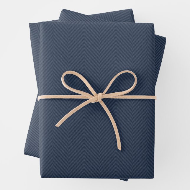 Feuille De Papier Cadeau Herringbone tweed simple classique de la marine No (En situation)
