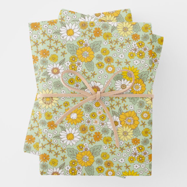 Feuille De Papier Cadeau Jardin Floral Jaune Motif (En situation)