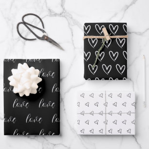 Feuille De Papier Cadeau Joli motif de cœurs noirs et blancs pour la Saint-