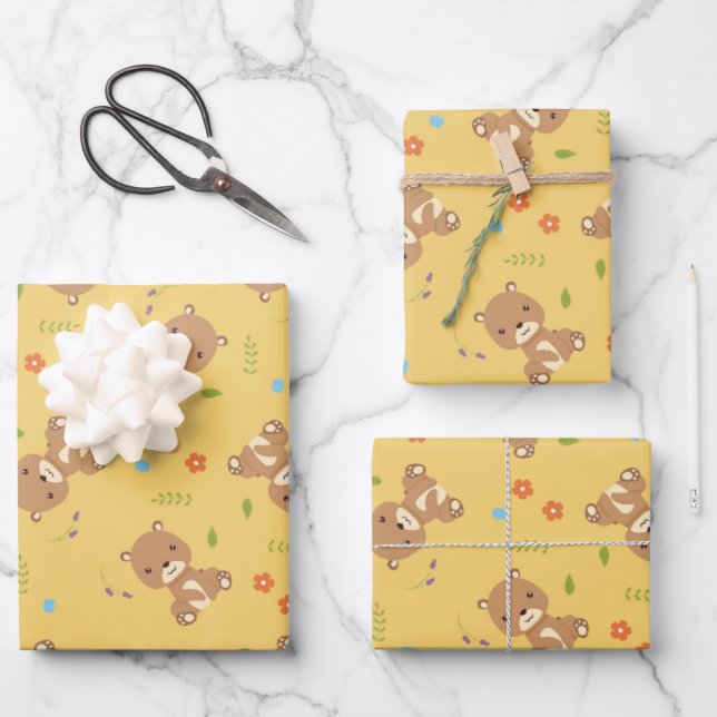Feuille De Papier Cadeau Joli petit ours brun avec fleurs (Recto)