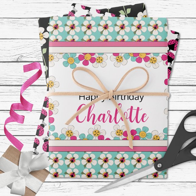 Feuille De Papier Cadeau Ladybugs et fleurs Anniversaire (Créateur téléchargé)