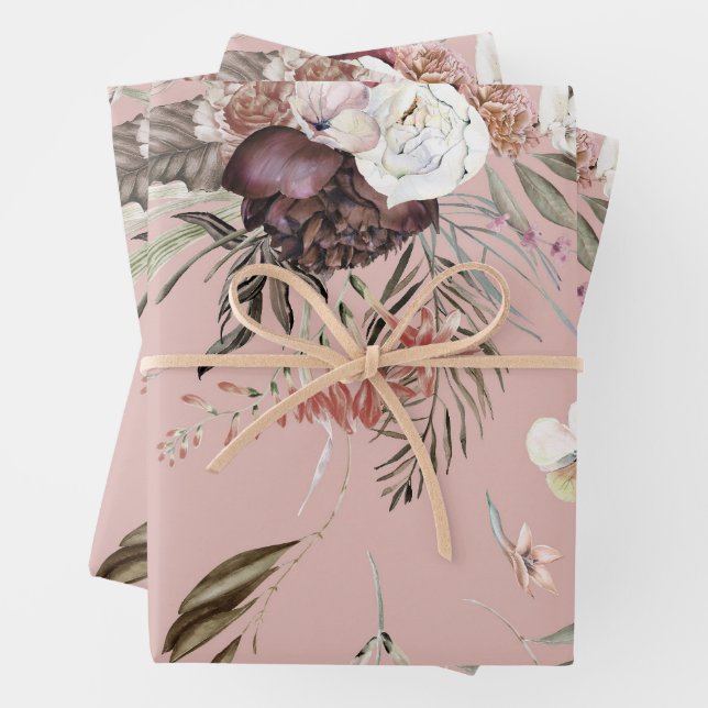Feuille De Papier Cadeau Magnifique motif floral rose moderne pour cadeau (En situation)