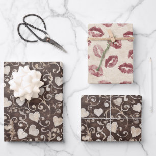 Feuille De Papier Cadeau Mariage Marron Crème Cœurs Lèvres Rouges Baisers