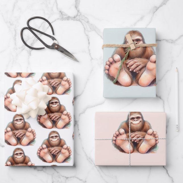 Feuille De Papier Cadeau Me and My Bigfoot Wrapping Paper (Recto)