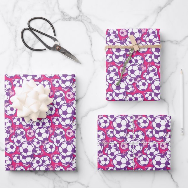 Feuille De Papier Cadeau mignon rose violet motif sportif de football (Recto)