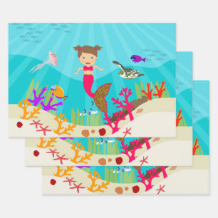 Feuille De Papier Cadeau Mignonne fille de sirène dans l'océan coloré