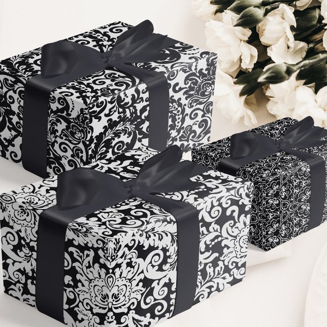 Feuille De Papier Cadeau Moderne noir et blanc Élégant Damas Floral (elegant black and white floral damask wedding wrapping paper)