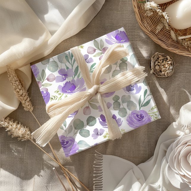 Feuille De Papier Cadeau Motif d'aquarelle de couleur violet rustique (Créateur téléchargé)