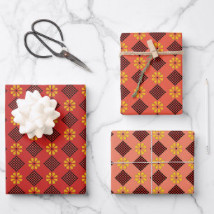 Feuille De Papier Cadeau Motif d'art populaire Vintage et noir letton