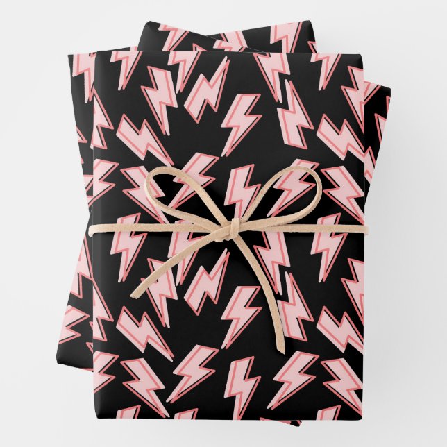 Feuille De Papier Cadeau Motif de boulons de foudre rose (En situation)