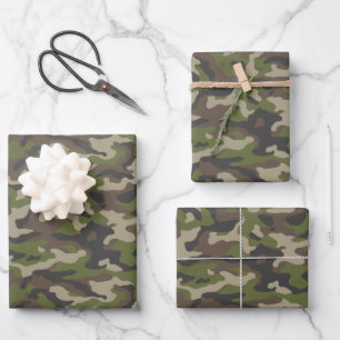 Feuille De Papier Cadeau Motif de camouflage vert