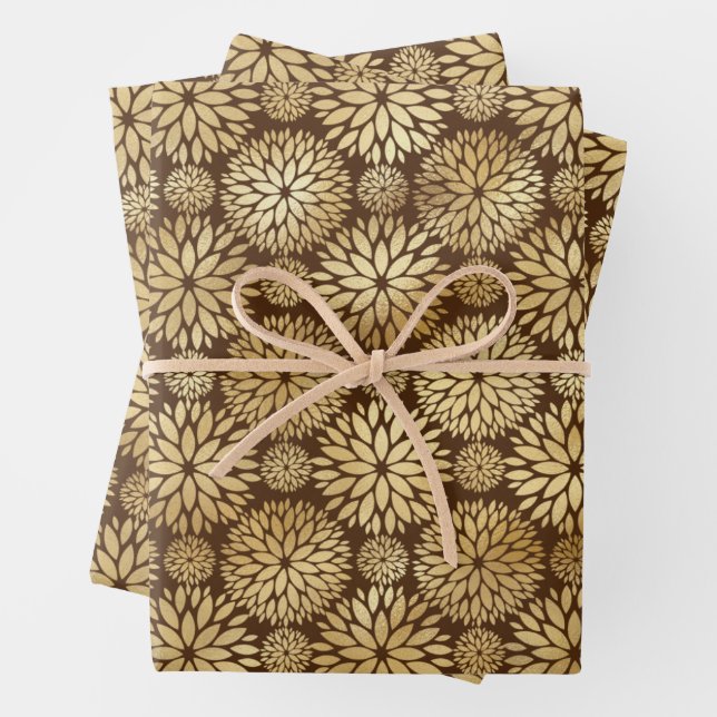 Feuille De Papier Cadeau Motif de Dahlias Brown et Gold élégant (En situation)