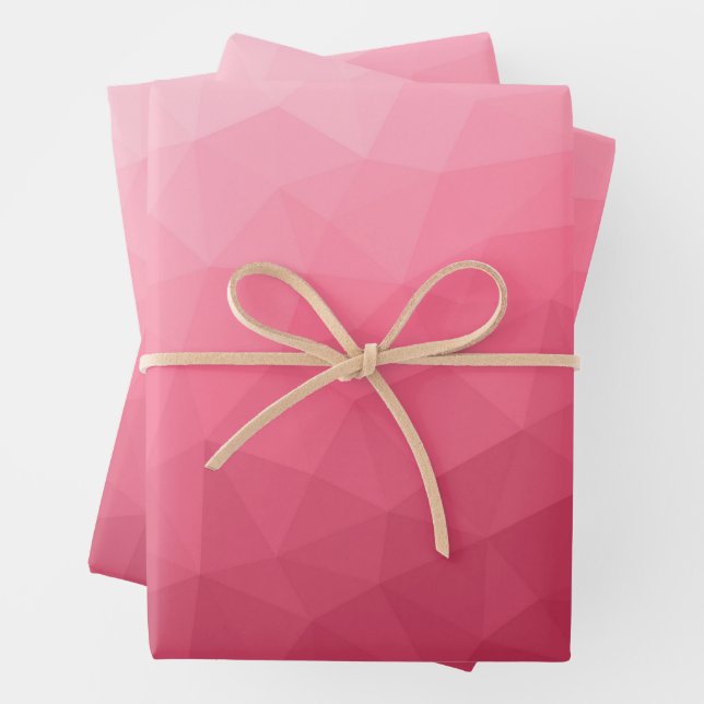 Feuille De Papier Cadeau Motif de maillage géométrique rose rose clair (En situation)