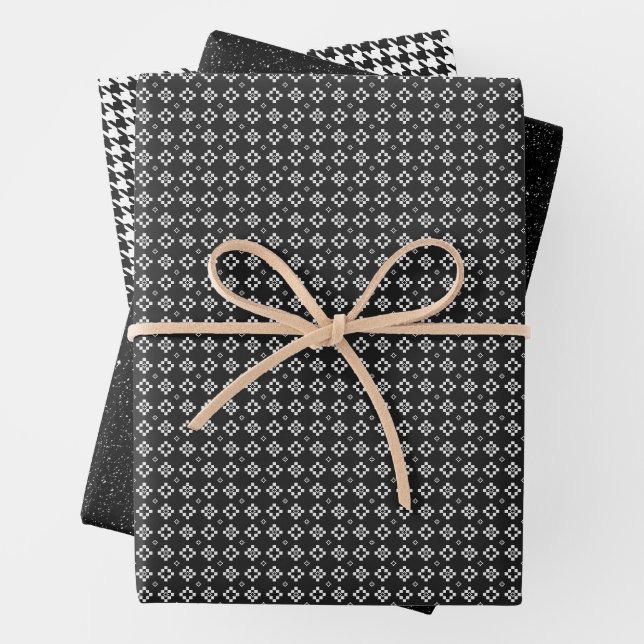 Feuille De Papier Cadeau Motif noir et blanc classique (En situation)