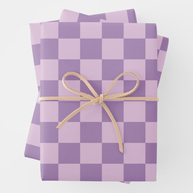Feuille De Papier Cadeau Motif vérifié dans Double Lumière Violet (En situation)