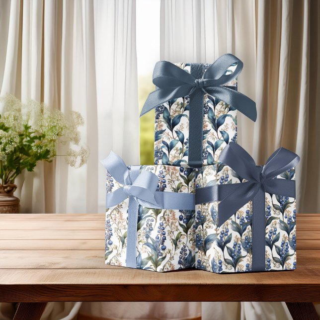 Feuille De Papier Cadeau Motifs floraux de muguet et d'aubépine (Elegant Maximalist Lily of the Valley and Hawthorne Floral Wrapping Paper Sheets Trio)