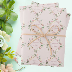 Feuille De Papier Cadeau Noces de printemps florales à l'aquarelle en rose 