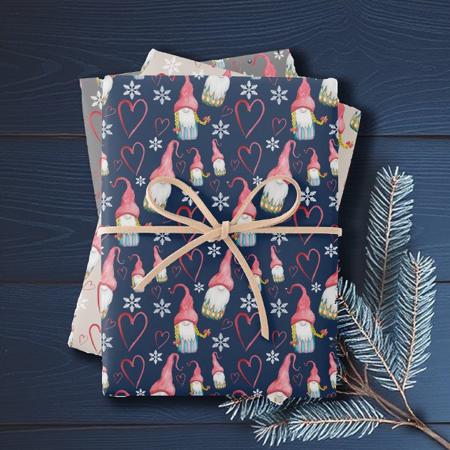 Feuille De Papier Cadeau Noël mignonne Gnome en amour (Créateur téléchargé)