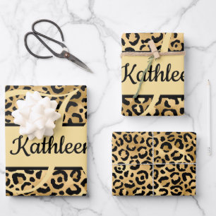 Feuille De Papier Cadeau Nom du monogramme Empreinte de léopard d'or noir C