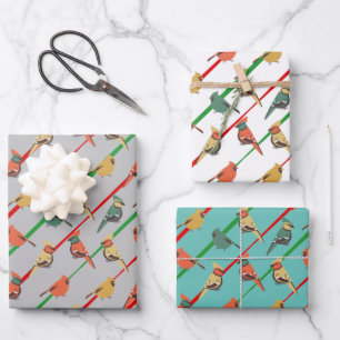 Feuille De Papier Cadeau Oiseaux de vacances de couleur rétro et rayures