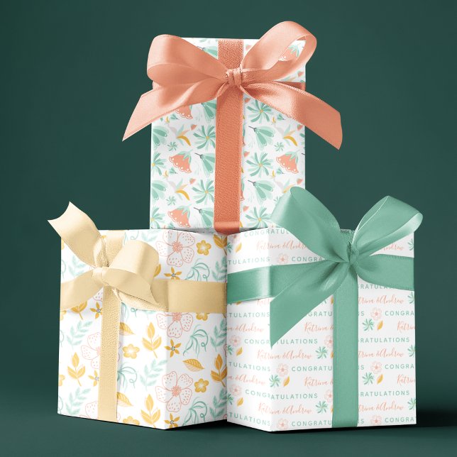 Feuille De Papier Cadeau Papiers d'emballage floraux Félicitations  (Congratulate a special couple with these personalized wrapping paper sheets! )