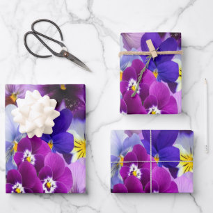 Feuille De Papier Cadeau Pensée florale violette bleue blanche Fleur Annive