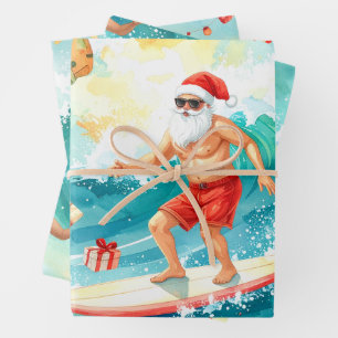 Feuille De Papier Cadeau Père Noël surfant 