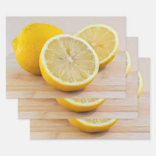 Feuille De Papier Cadeau Photographie de nourriture de citron jaune en stil