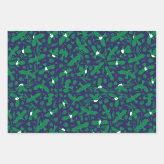 Feuille De Papier Cadeau Pigeons verts sur bleu