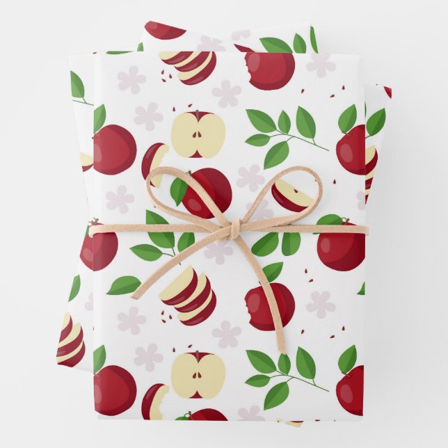 Feuille De Papier Cadeau Pommes rouges, fleurs et Motif de verdure (En situation)