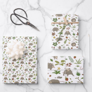 Feuille De Papier Cadeau Possum dans un champ de Berry en blanc