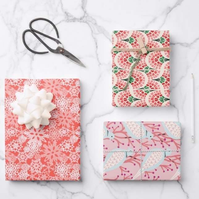 Feuille De Papier Cadeau Snowflakes et tourterelles set d'enveloppement de  (Recto)