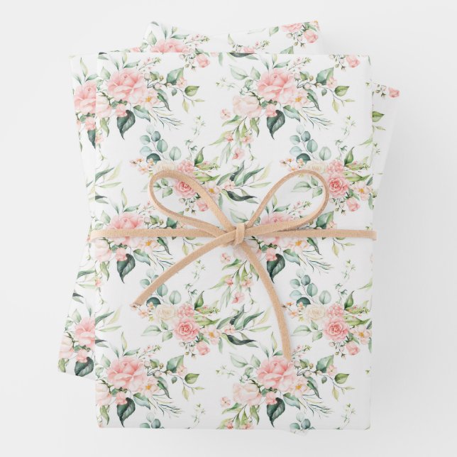 Feuille De Papier Cadeau Soft Pastel Rose Rose Flower Motif (En situation)