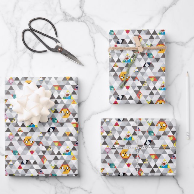 Feuille De Papier Cadeau Temps d'aventure | Motif de caractères triangulair (Recto)