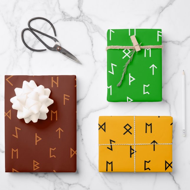 Feuille De Papier Cadeau Viking Runes sur Brown, Jaune, Arrière - plan vert (Recto)