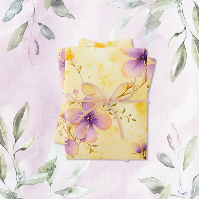 Feuille De Papier Cadeau Violets Gold 50e anniversaire de Mariage (Violets Gold 50th Wedding Anniversary Gift Wrapping Paper)