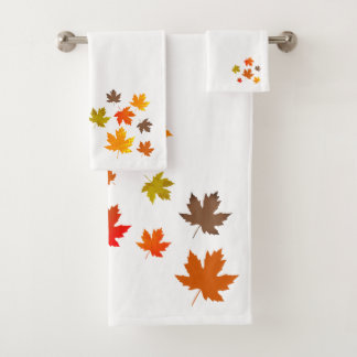 Feuilles colorées d'automne qui tombent